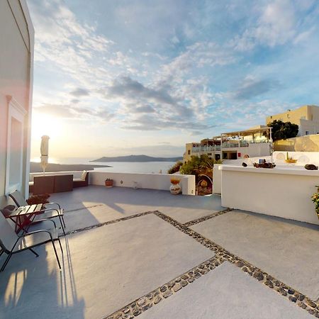 Neoklassiko Koukouli Fira (Santorini) Exterior foto