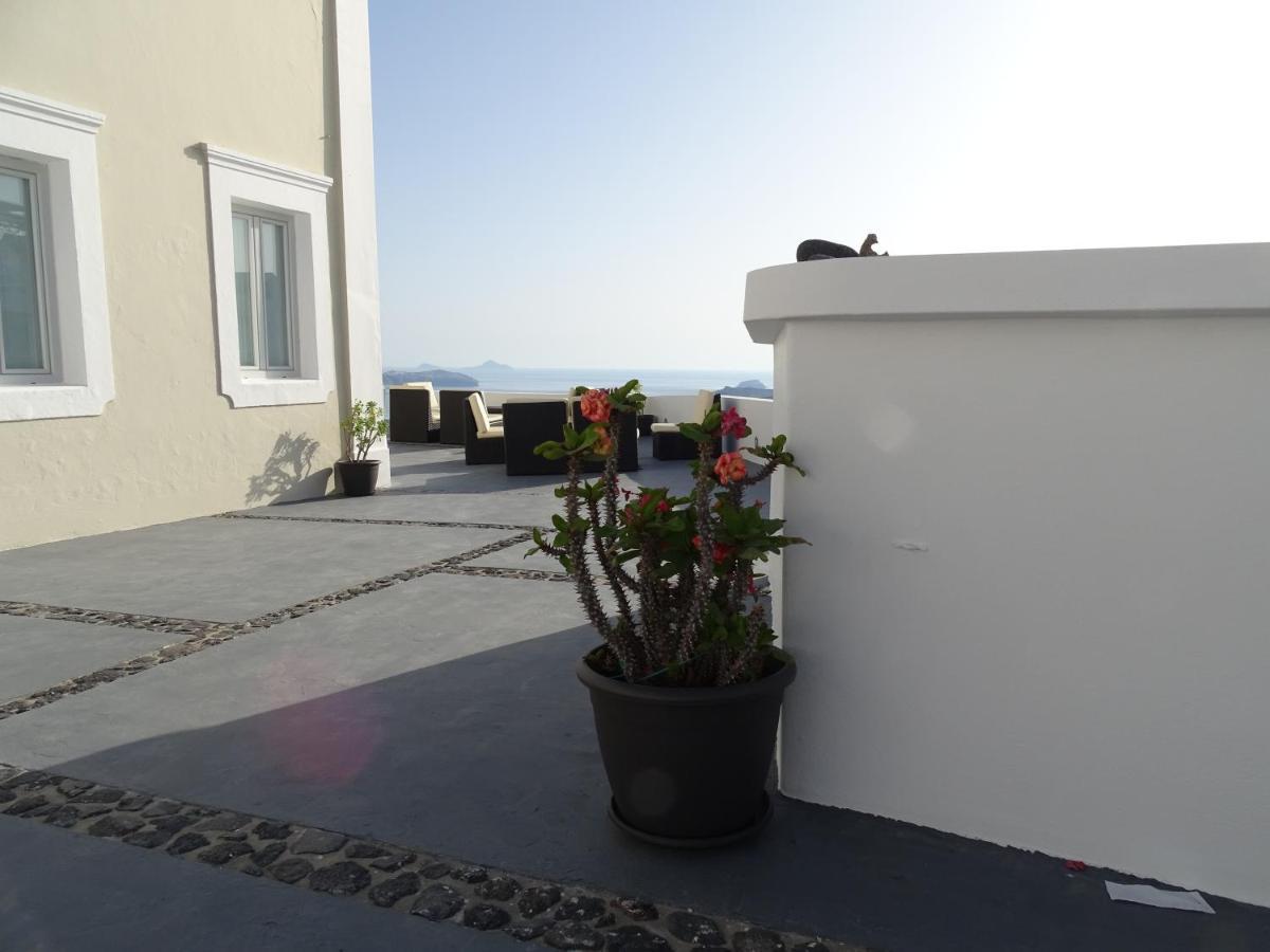 Neoklassiko Koukouli Fira (Santorini) Exterior foto
