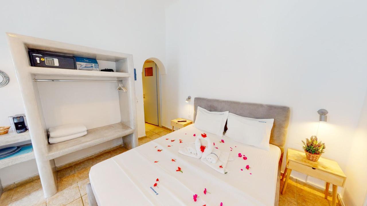 Neoklassiko Koukouli Fira (Santorini) Exterior foto