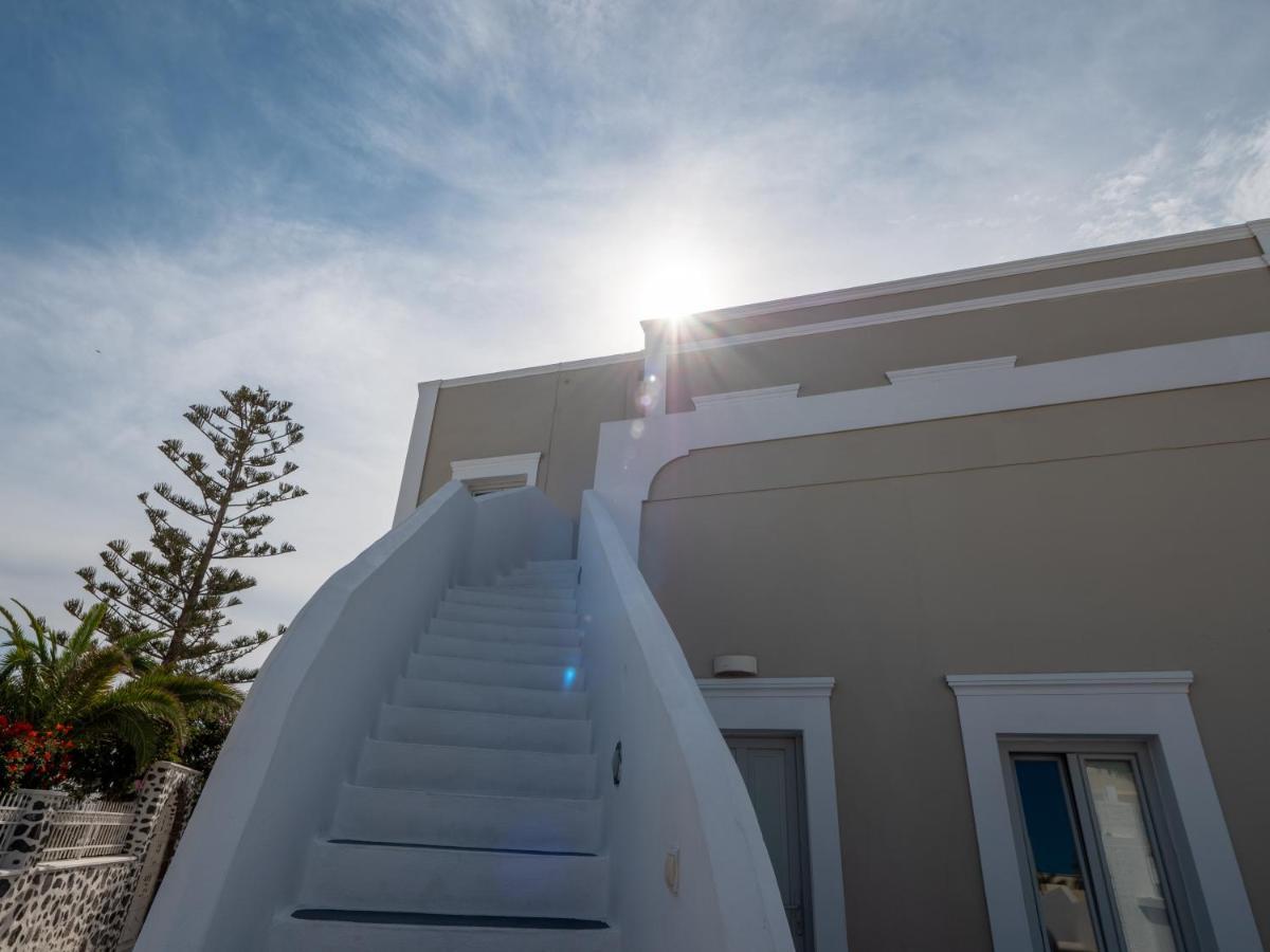 Neoklassiko Koukouli Fira (Santorini) Exterior foto